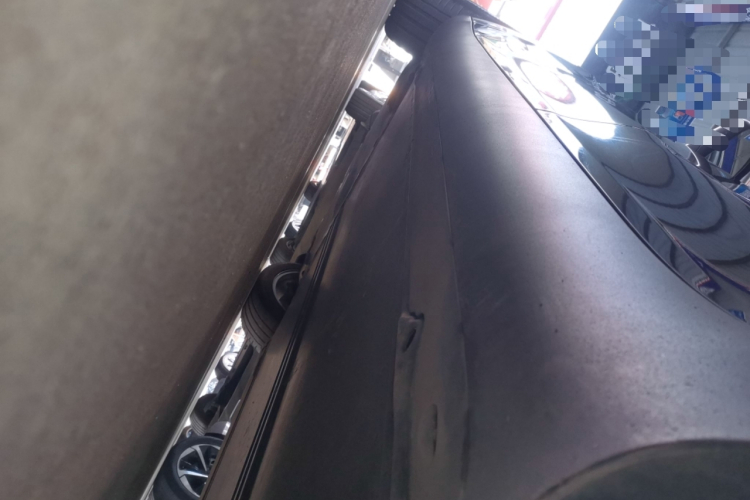 特斯拉 Model Y 2022款 后轮驱动版局部细节9002