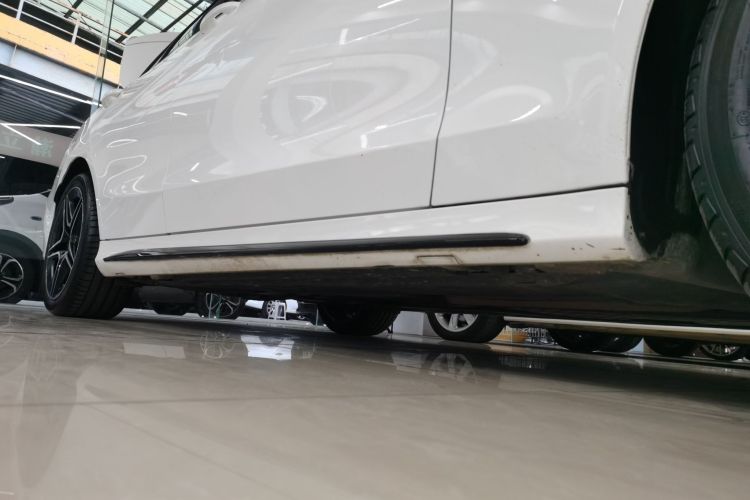 奔驰C级 2021款 C 260 星耀臻藏版局部细节9001