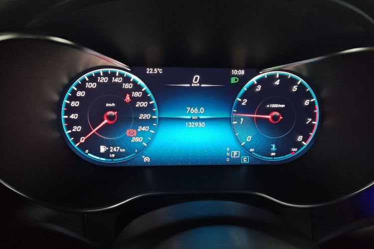 奔驰GLC 2021款 GLC 260 L 4MATIC 豪华型中控内饰14