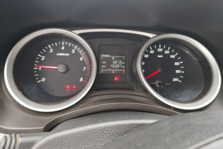 五菱汽车 五菱宏光 2018款 1.5L S舒适型L2B局部细节14