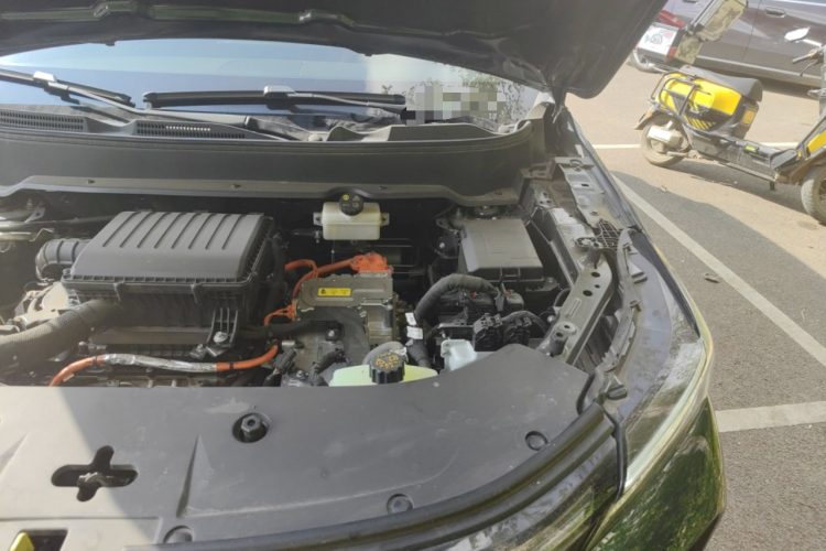 蓝电E5 PLUS 2025款 165km 长续航版PLUS 7座局部细节9007