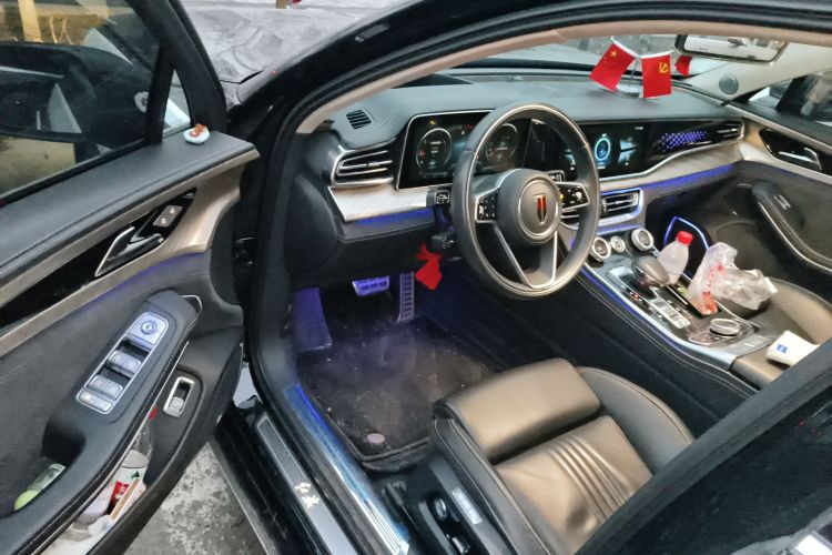 红旗H9 2020款 3.0T 智联旗领四座版中控内饰20
