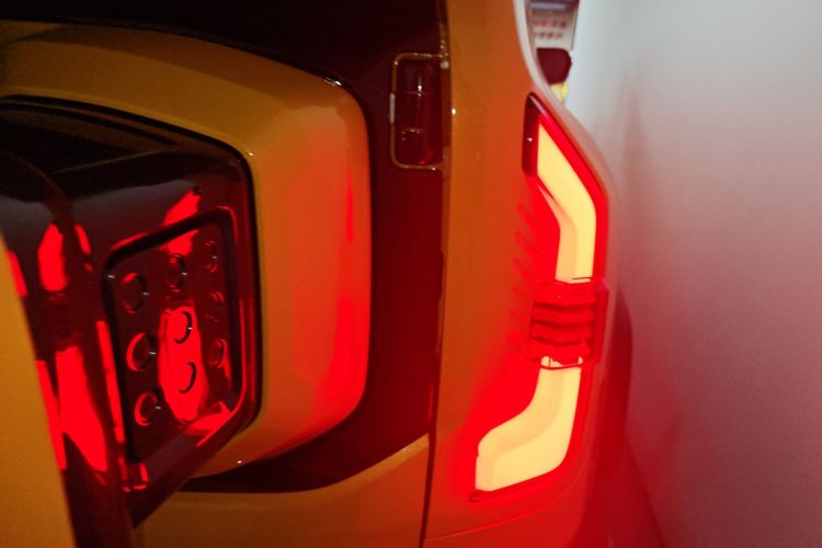 深蓝汽车 深蓝G318 2025款 无忧穿越版 四驱秘境版车身外观9