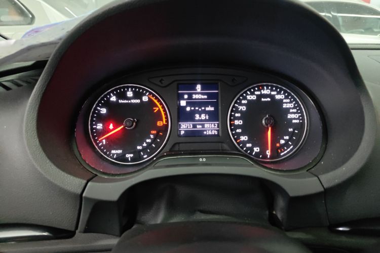 奥迪A3 2020款 Sportback 35 TFSI 时尚型 国VI中控内饰14