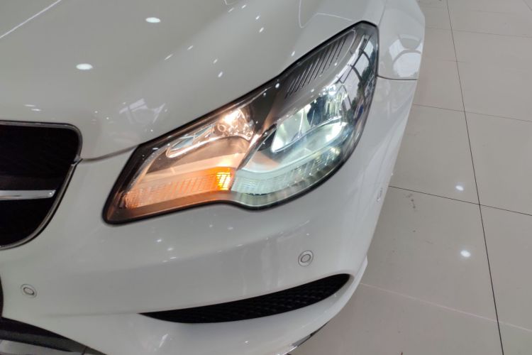 奔驰E级(进口) 2016款 E 200 轿跑车 灵动版局部细节36