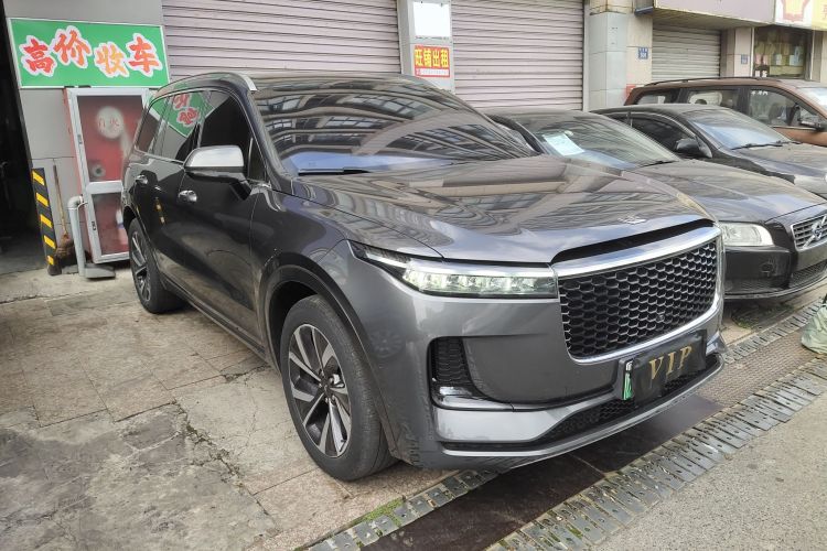 理想汽车 理想ONE 2021款 增程6座版车身外观3