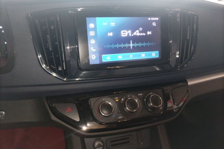 东风风行 菱智 2023款 M5L 1.6L 基本型 7座局部细节16