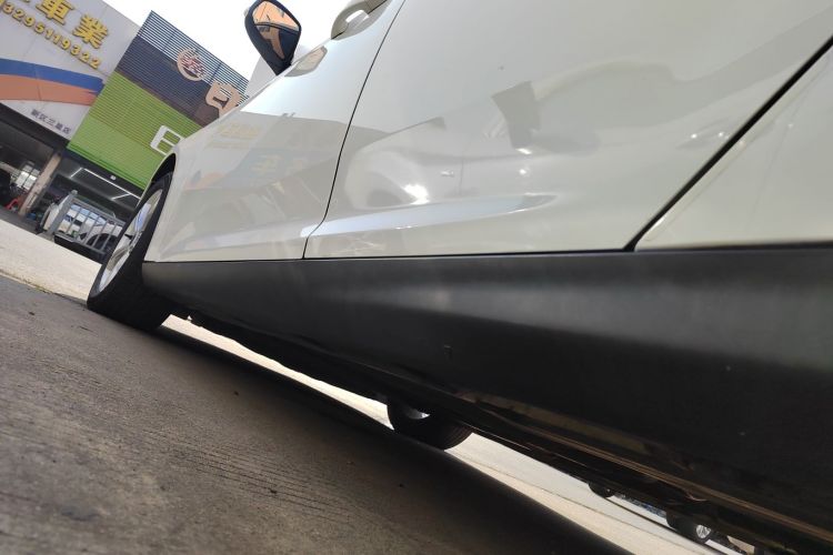 福特 福克斯 2015款 两厢 1.6L 自动舒适型局部细节9002