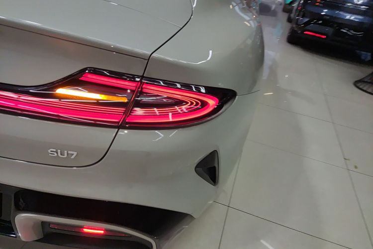 小米汽车 小米SU7 2024款 后驱长续航智驾版车身外观6002