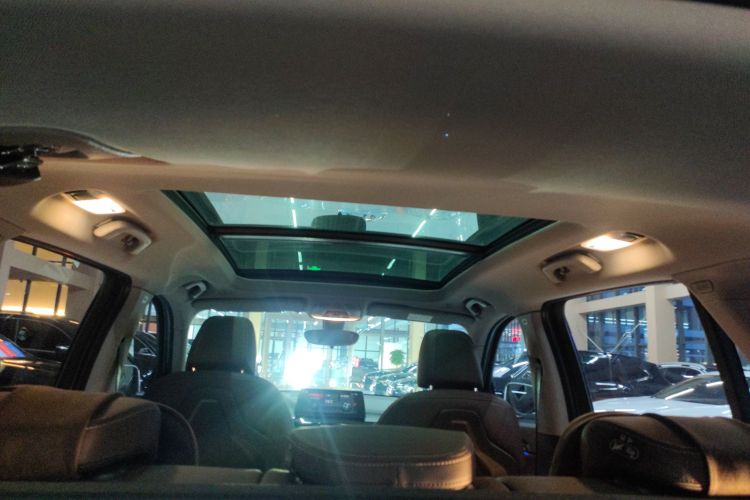 宝马X1 2022款 sDrive25Li 领先型中控内饰22