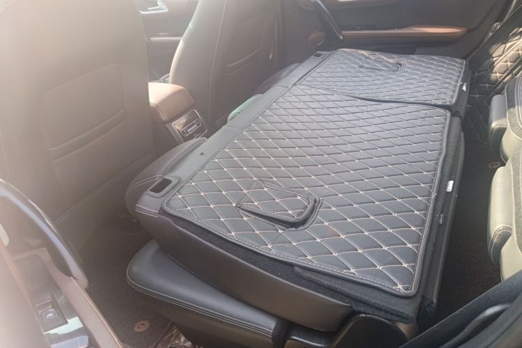 SWM斯威汽车 SWM斯威X7 2017款 1.5T 自动智享型 7座中控内饰21