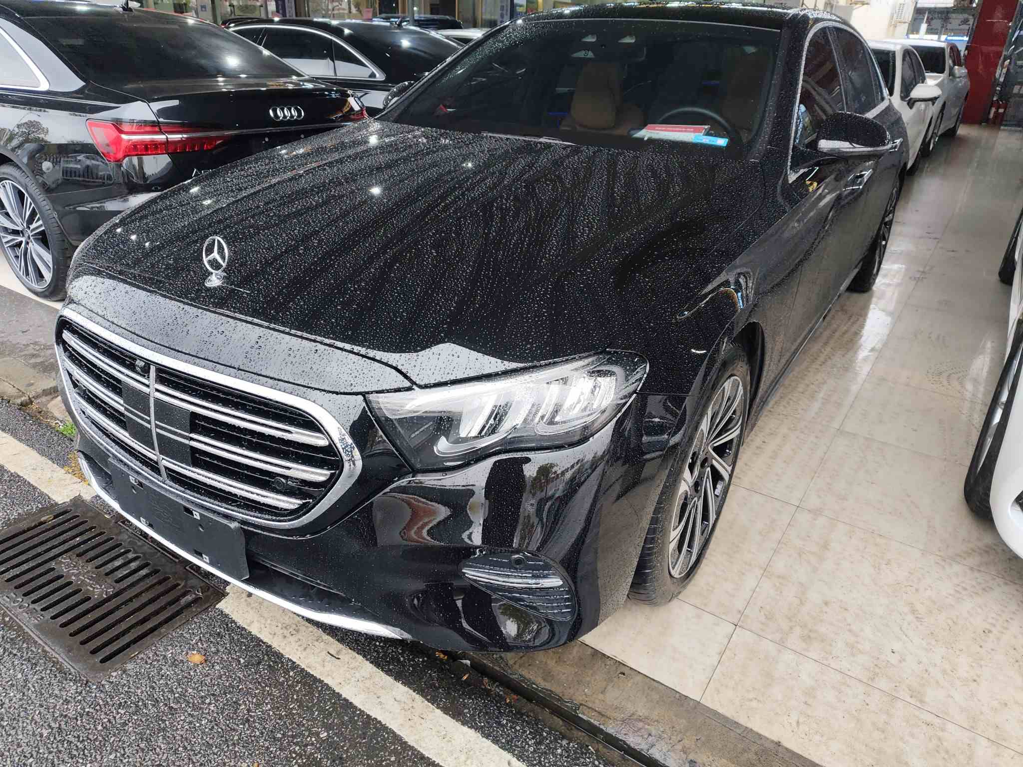 奔驰E级 2025款 E 300 L 豪华型(2)