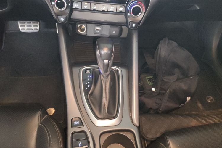 现代 菲斯塔 2019款 280TGDi 运动版 国VI中控内饰18