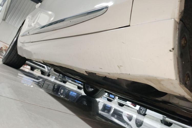 凯迪拉克XTS 2018款 28T 精英型局部细节9001