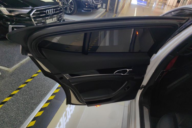 保时捷 2014款 Panamera 4 3.0T中控内饰49