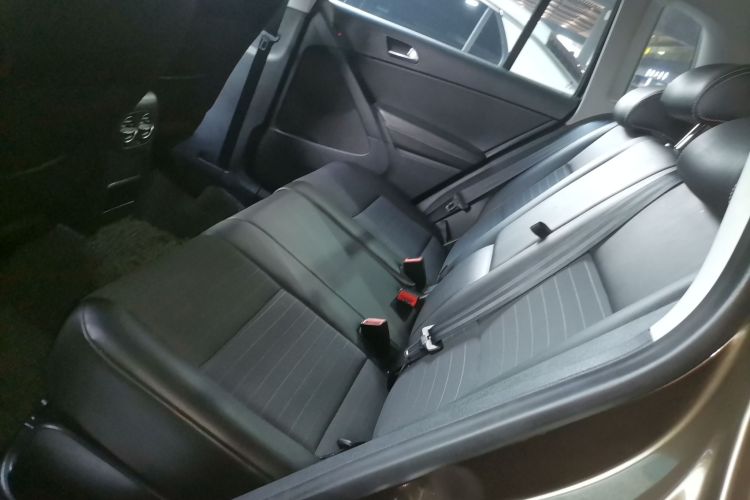 大众 途观 2016款 280TSI 自动两驱丝绸之路风尚版中控内饰21