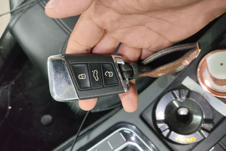 大众 迈腾 2018款 330TSI DSG 领先型中控内饰7001