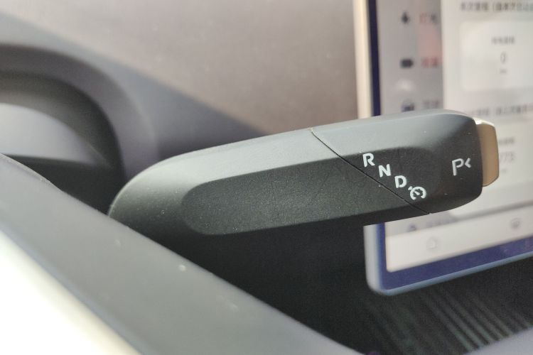 阿维塔07 2024款 Pro+增程版中控内饰18