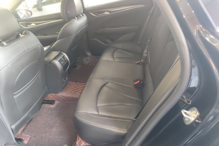 别克 君越 2020款 652T 豪华型中控内饰21