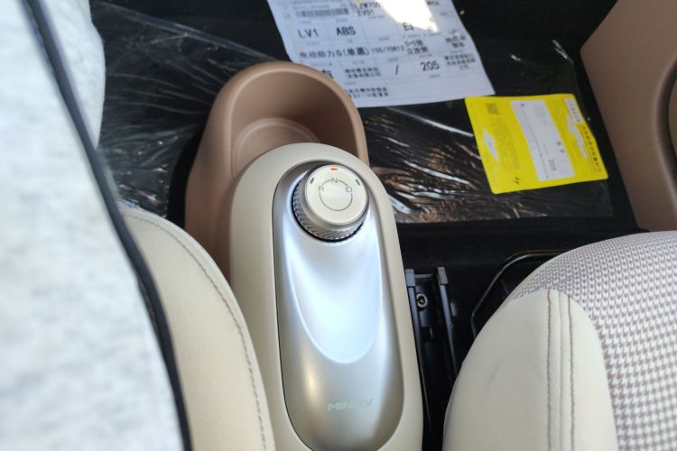 五菱汽车 宏光MINIEV 2025款 四门版 进阶款局部细节18