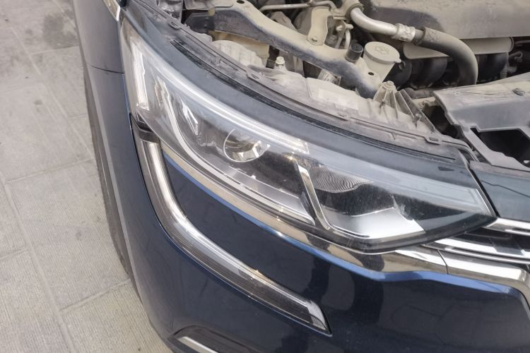 雷诺 科雷傲 2017款 2.0L 两驱豪华版车身外观8