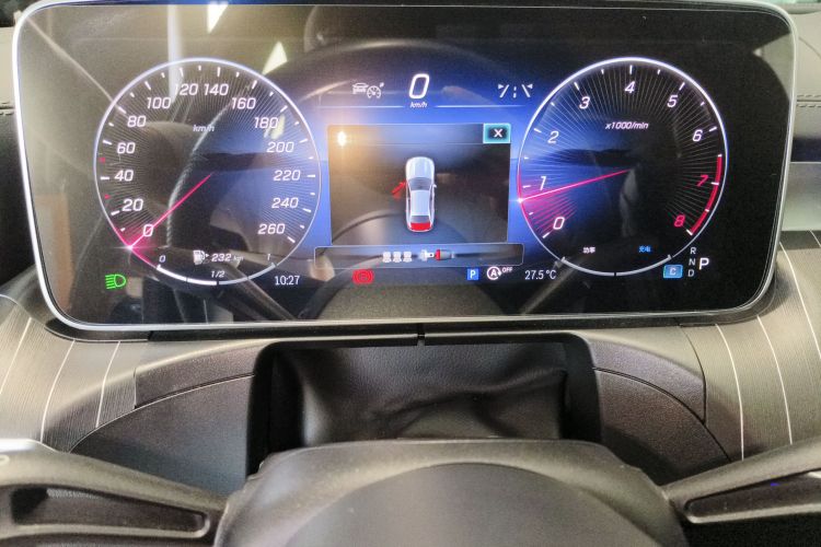 奔驰C级 2023款 改款 C 260 L 运动版中控内饰14