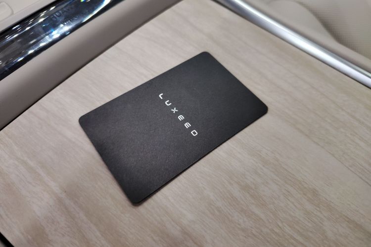 鸿蒙智行 智界S7 2024款 Max+ 后驱超航智驾版中控内饰7001