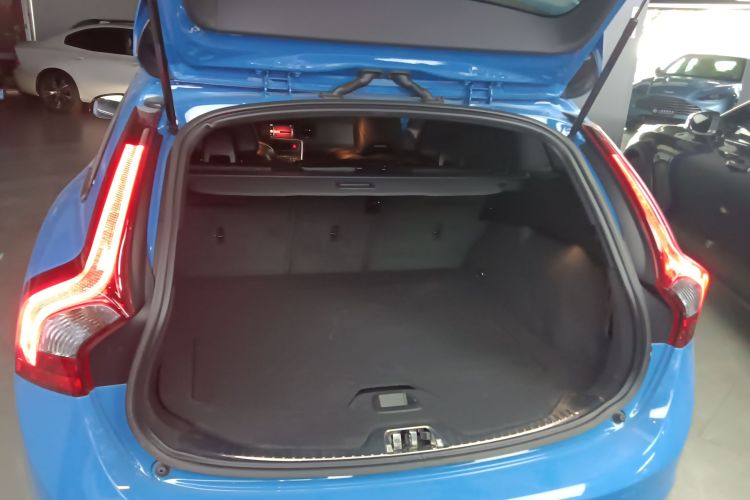 沃尔沃V60 2017款 2.0T Polestar局部细节23