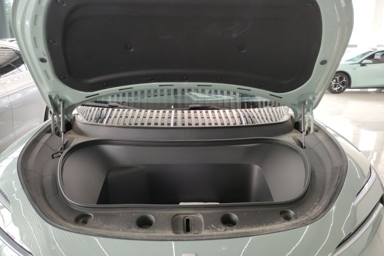 阿维塔11 2023款 鸿蒙 90度 后驱版机舱底盘24