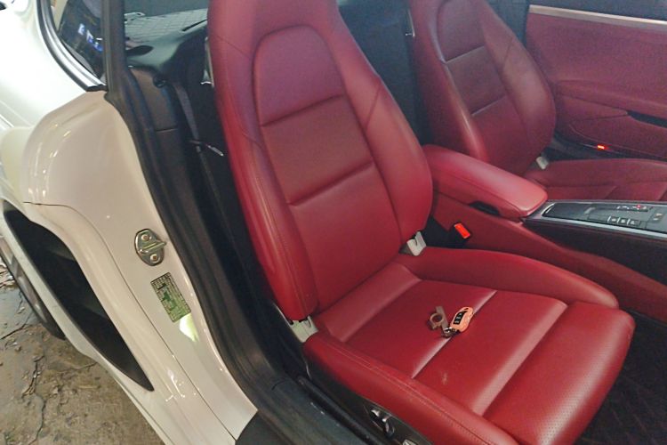 保时捷718 2020款 Cayman 2.0T局部细节41