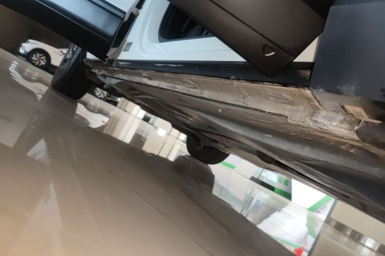 大众 途观L 2023款 330TSI 自动两驱舒享版局部细节9001