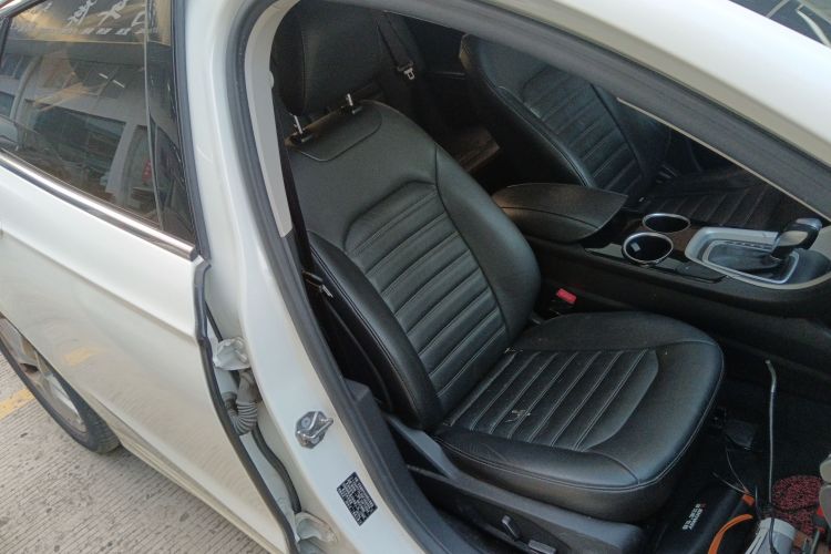 福特 蒙迪欧 2013款 1.5L GTDi180时尚型局部细节41