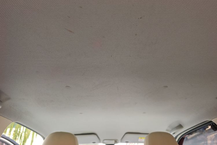 五菱汽车 宏光MINIEV 2024款 第三代 215km 进阶版中控内饰22