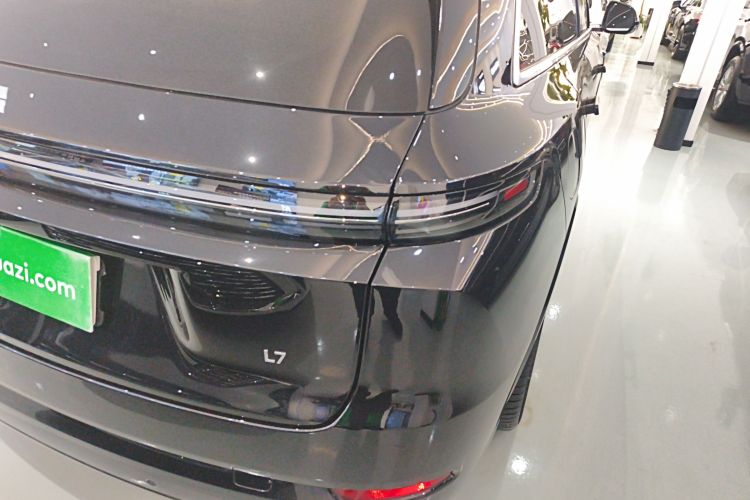 理想汽车 理想L7 2024款 MAX车身外观9
