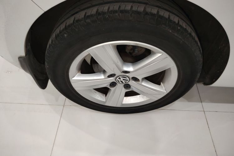 大众 高尔夫 2016款 1.6L 自动舒适型车身外观6008