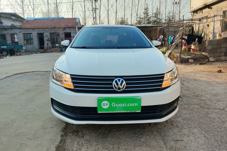 大众 朗逸 2018款 经典 1.5L 自动风尚版 国VI车身外观2