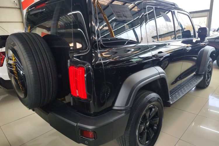 坦克300 2021款 越野版 2.0T 征服者车身外观7