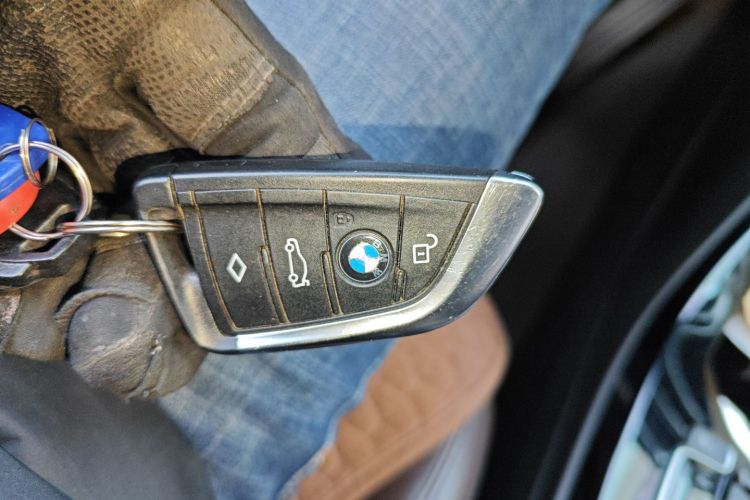 宝马iX3 2021款 创领型中控内饰7001