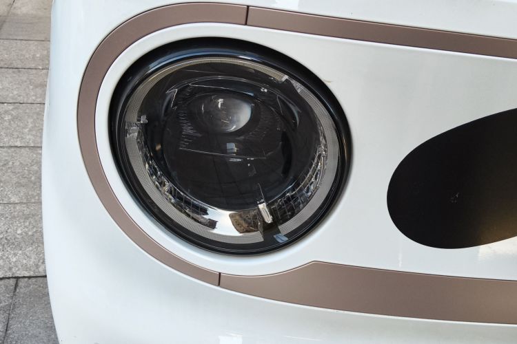 吉利银河 2023款 熊猫mini 200km 耐力熊车身外观6006