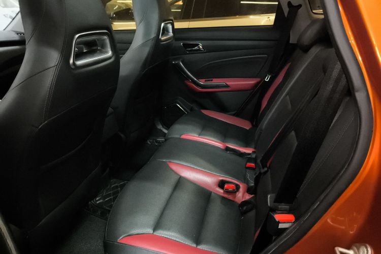 猎豹汽车 猎豹CS9 2017款 1.5L CVT精英型中控内饰21