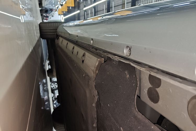 鸿蒙智行 问界M5 2022款 增程四驱性能版局部细节9002