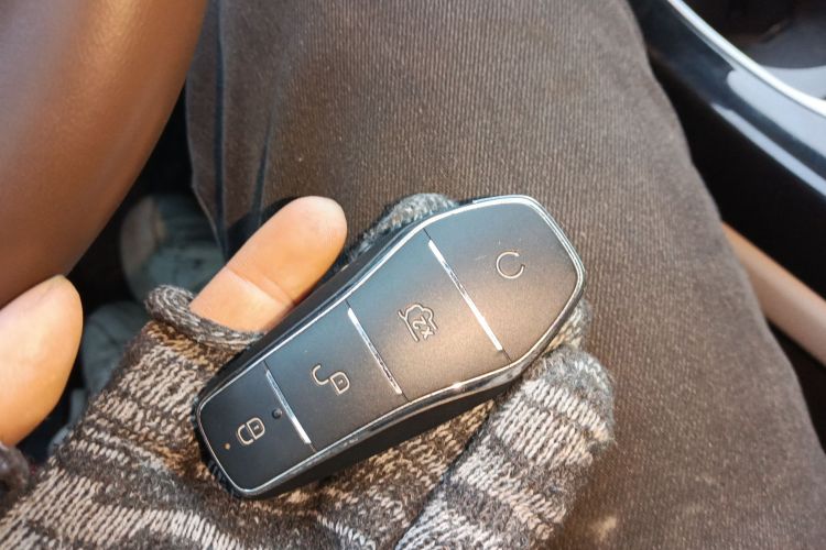 比亚迪 秦PLUS 2023款 冠军版 EV 510KM卓越型中控内饰7001