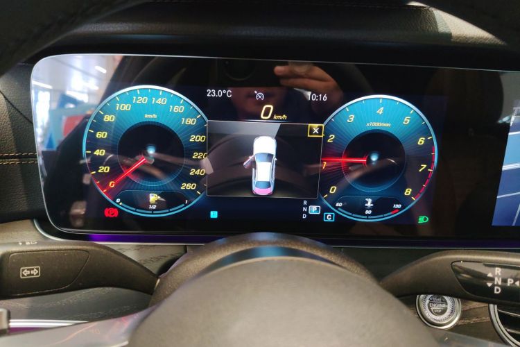 奔驰E级 2021款 改款 E 300 L 运动时尚型中控内饰14