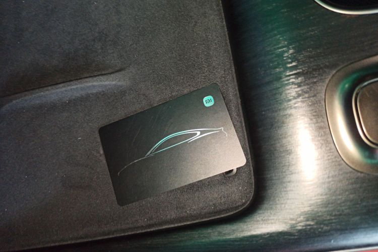 小米汽车 小米SU7 2024款 后驱长续航智驾版中控内饰7001