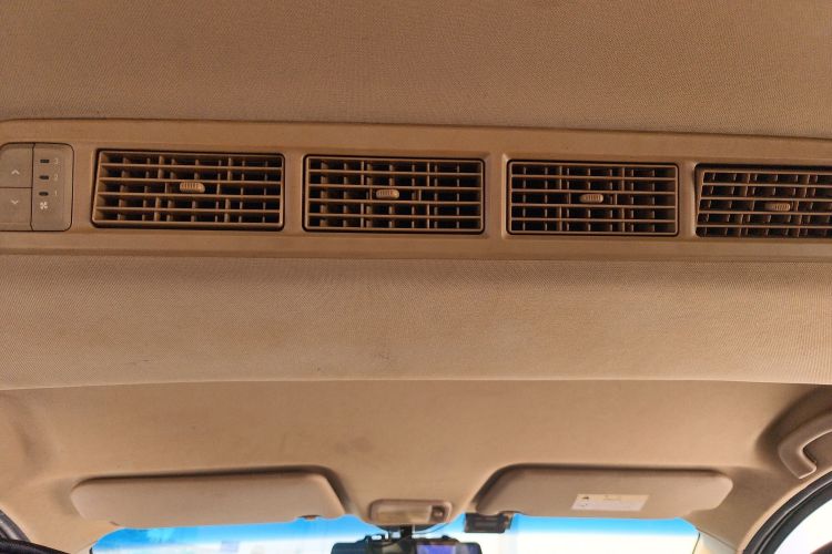 五菱汽车 五菱宏光 2016款 1.5L S1尊享型国V中控内饰22