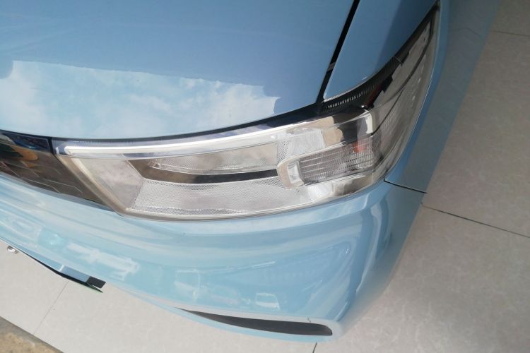 五菱汽车 宏光MINIEV 2022款 轻松款 三元锂车身外观36