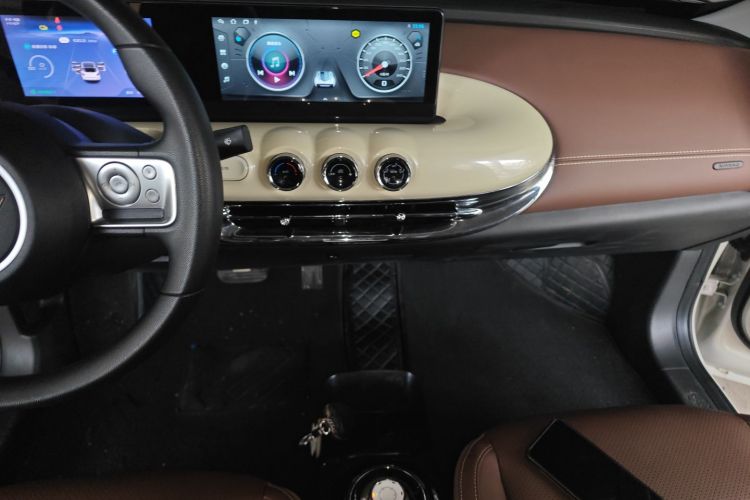 五菱汽车 五菱缤果 2024款 333km 悦享款中控内饰16