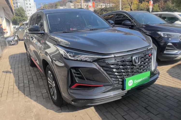 长安CS75 PLUS 2022款 1.5T 自动豪华型车身外观3