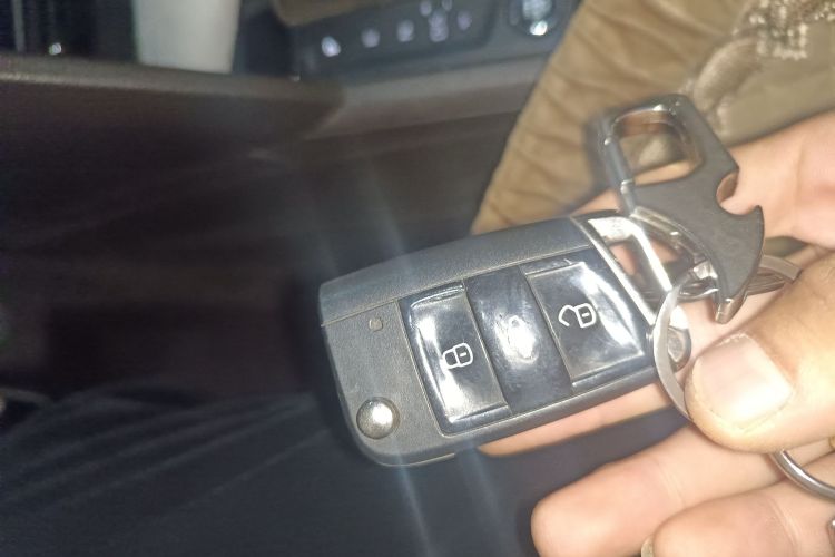 大众 途昂 2017款 380TSI 四驱旗舰版中控内饰11