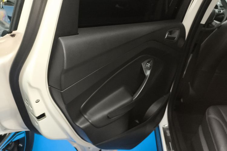 福特 翼虎 2015款 1.5L GTDi 四驱精英型中控内饰7008